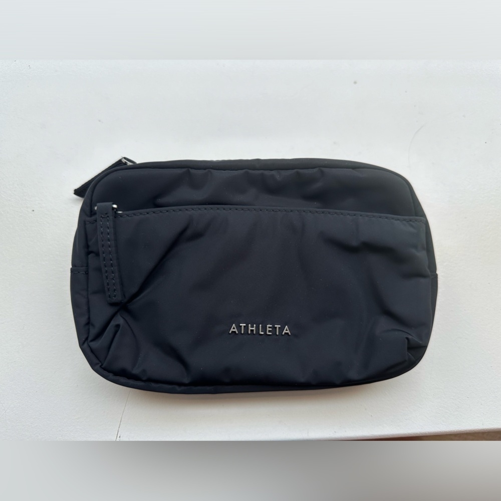Athleta all about crossbody belt bag